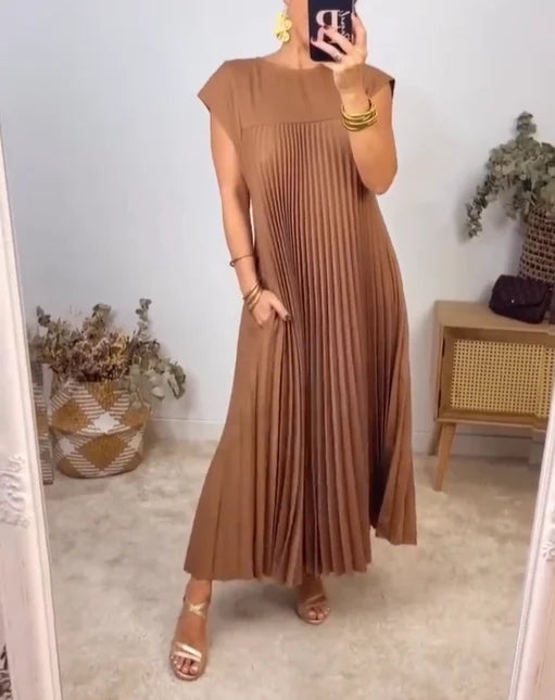 Moda™ | Sukienka maxi z plisowanym fasonem i kieszeniami
