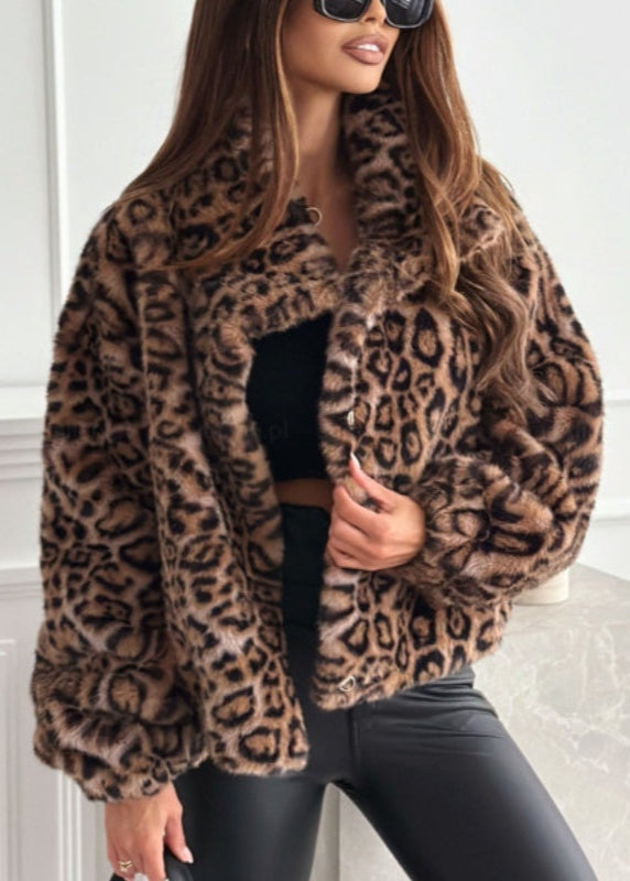 Moda™ | Najbardziej Stylowy Płaszcz w Panterkę