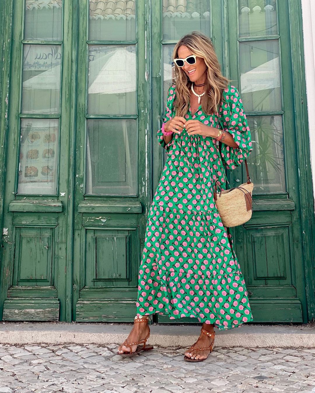 Moda™ | Casualna sukienka maxi z dekoltem w serek i długim rękawem